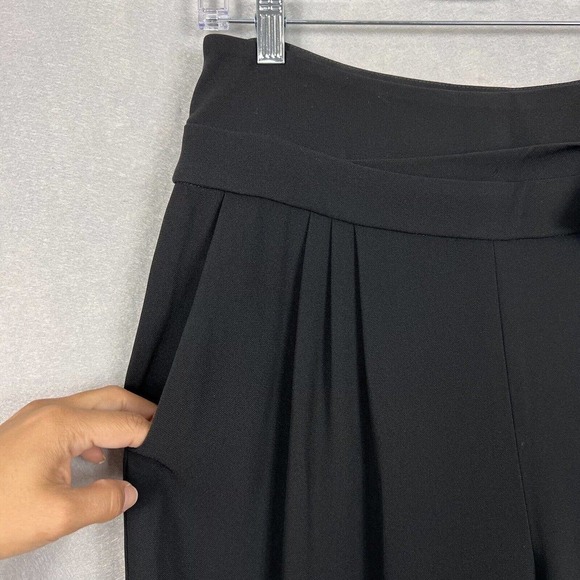 Diane Von Furstenberg Cropped Pants Size 6 Black Crepe Pleated Side Tie Pocket - Picture 6 of 16